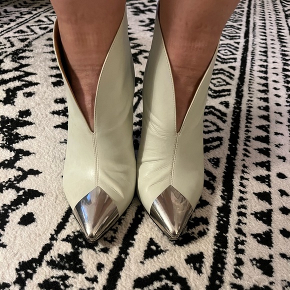 Isabel Marant Lapio Pointed-Toe Boots - Picture 7 of 8